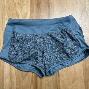 Nike Women’s S Running Shorts Stretch Reptile Pattern Brief Lined Drawstring